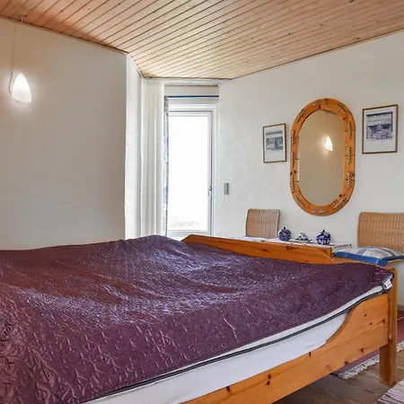 2 Bedroom In Nrre Nebel